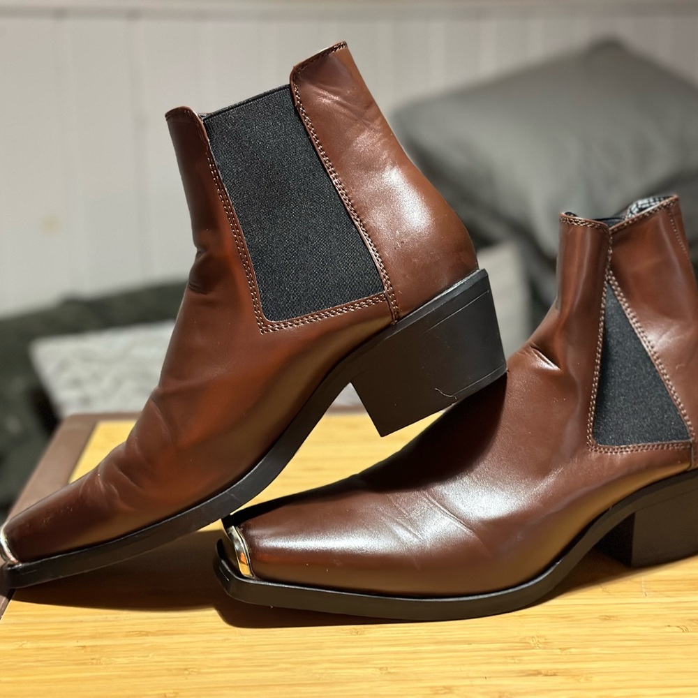 Brown Chelsea Boot with Metal Steel Tip